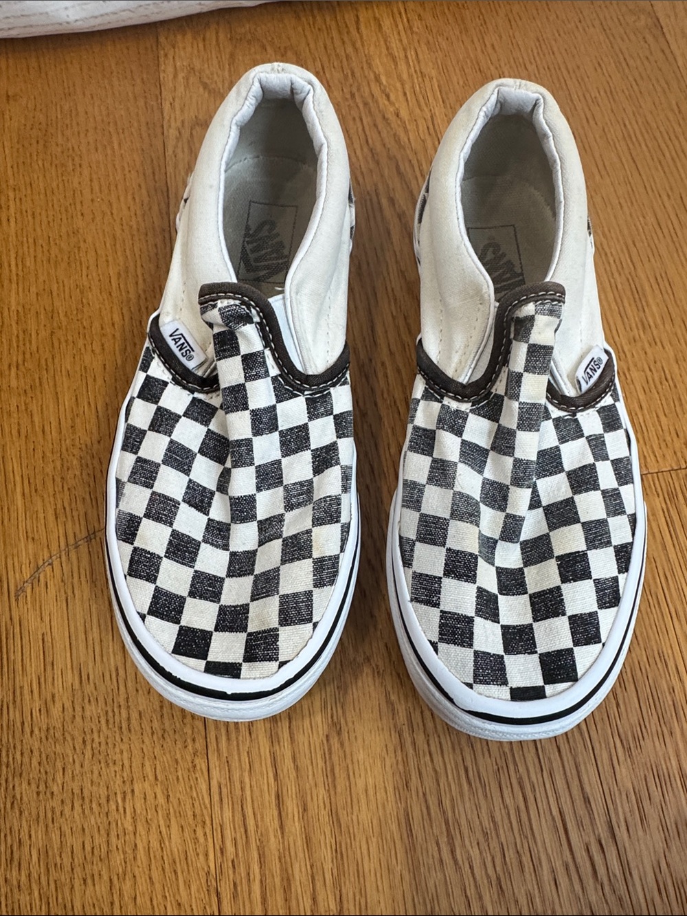 Vans Kids Slip-On Checkerboard Sneakers - Black & White size 3